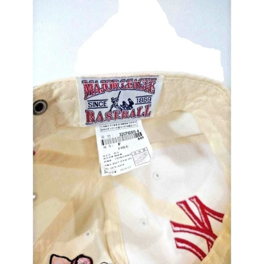 Vintage New York Yankees NY Happy New Year Lucky Pig Baseball Hat‎ Cap MLB Korea